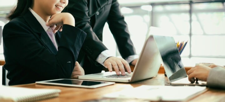 職場の心理的安全性とは？低い組織のリスクと高める実践的ポイントを徹底解説